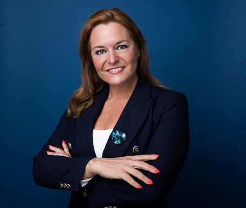 Eszter VITÁLYOS